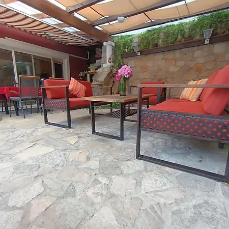 Apartment Anisija Garden
